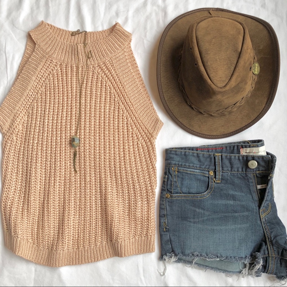>SOLD< WISHLIST/ cutaway shoulders knit tank